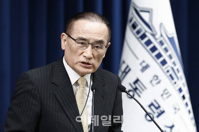 방미 일정을 마치고 귀국한 위성락 국가안보실장이 9일 서울 용산 대통령실에서 관세협상 및 방위비 관련 브리핑을 하고 있다.(사진=뉴시스)