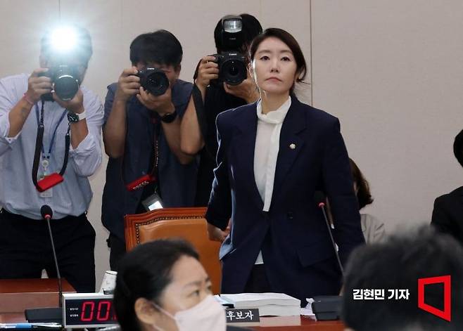 강선우 당시 여성가족부 장관 후보자가 지난 14일 국회 여성가족위원회에서 열린 인사청문회에 참석하고 있다. 김현민 기자