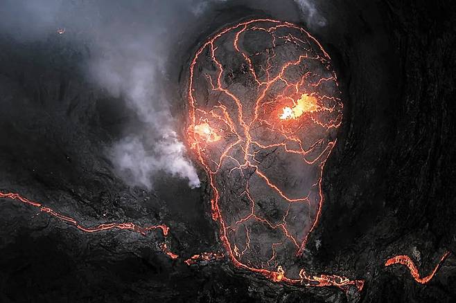 아이슬란드 레이캬네스반도의 한 화산을 공중에서 촬영한 사진. /다니엘 비녜 가르시아