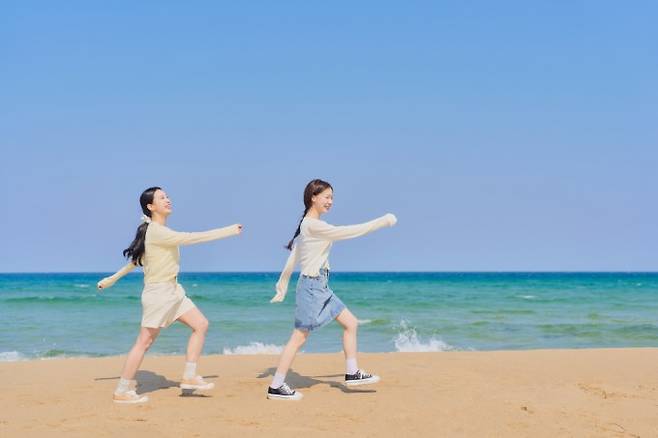 하루 7000보 걷는 것은 건강상 많은 이점을 제공한다. 게티이미지뱅크 제공.