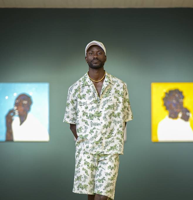 Amoako Boafo, Artist Portrait, 2024, Photo by Alejandro Zaras, Courtesy of the artist and Mariane Ibrahim