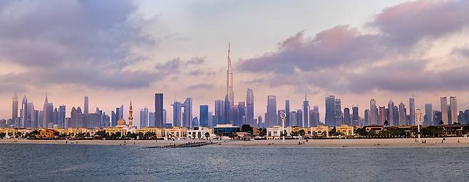 부르즈 칼리파를 중심으로 펼쳐지는 두바이의 스카이라인. 사진제공|VisitDubai