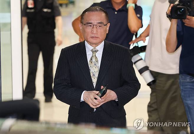 위성락 국가안보실장 귀국 (영종도=연합뉴스) 최재구 기자 = 대미 관세 협상을 지원하기 위해 지난 20일 미국을 방문했던 위성락 국가안보실장이 24일 인천국제공항 제2여객터미널을 통해 귀국하고 있다. 2025.7.24 [공동취재] jjaeck9@yna.co.kr