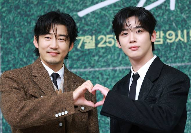 윤계상(왼쪽)과 김요한(사진=뉴스1)