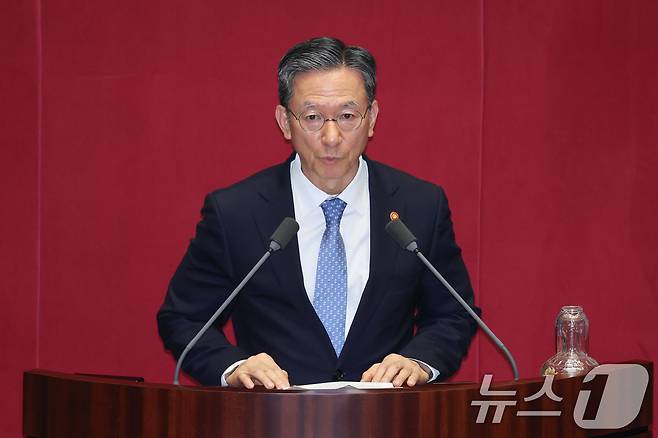 정성호 법무부 장관이 23일 오후 서울 여의도 국회에서 열린 제427회국회(임시회) 제2차 본회의에서 신임 국무위원 인사말을 하고 있다. 2025.7.23/뉴스1 ⓒ News1 안은나 기자