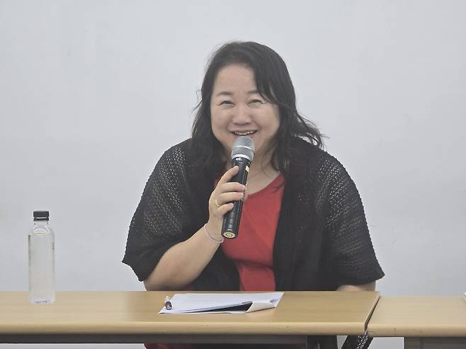 25일 가나아트센터에서 시오타 치하루 작가가 기자간담회를 갖고 있다. ⓒ 뉴스1 김정한 기자