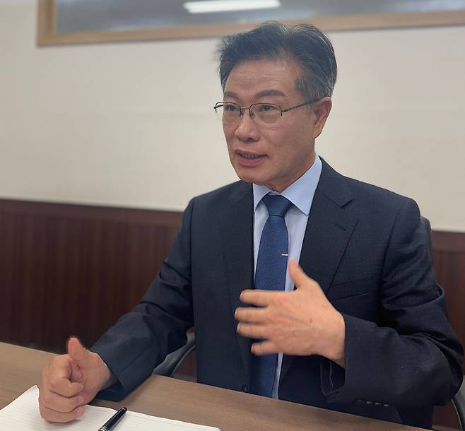 박태교 인투셀 대표는 지난 17일 조선비즈와의 인터뷰에서 "중국에서 먼저 출원한 특허와 유사한 구조를 가진 3번 물질(NxT3)은 인투셀의 플랫폼으로 개발 가능한 30여개 물질 중 하나에 불과하다"며 "이 물질을 비롯해 인투셀 플랫폼을 활용한 ADC 개발에는 아무런 문제가 없다"고 밝혔다./인투셀