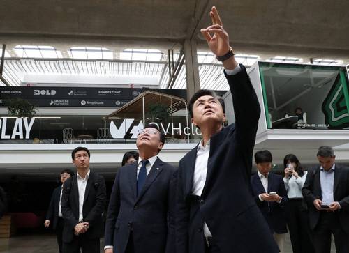 프랑스 파리 스테이션F 찾은 김태흠 충남지사. 연합뉴스