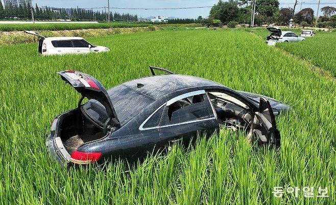 gXttGd.jpg 최근 동아일보가 찍은 100년만의 폭우왔었다는 서산 지역 근황ㄷㄷㄷ