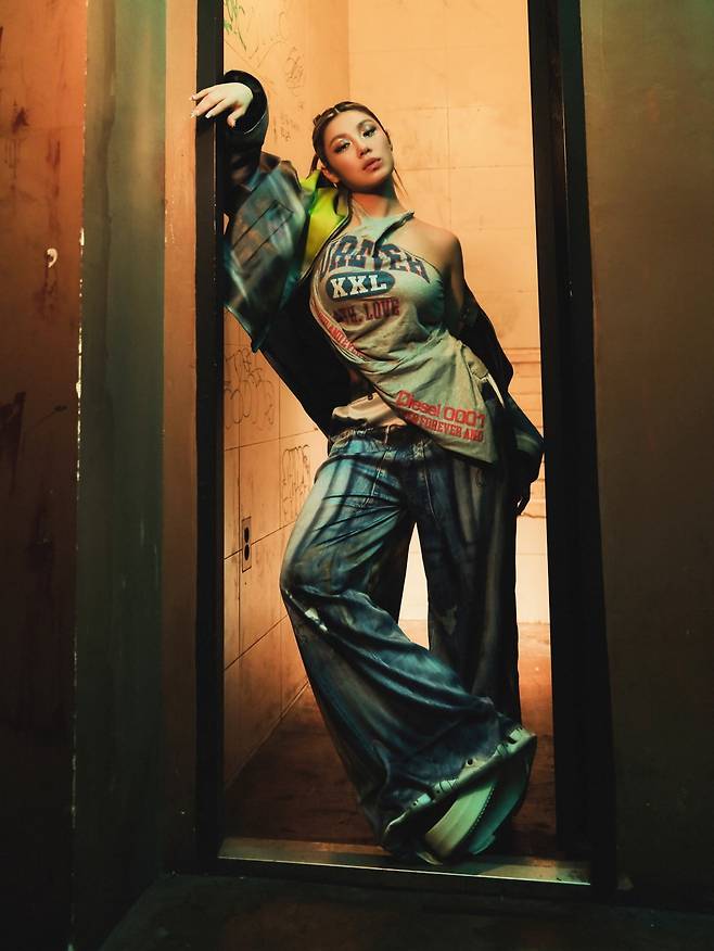 댄서 리정 /사진=더블랙레이블 제공