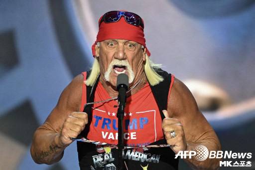 지난 2024년 공화당 전당대회에서 연설하는 헐크 호건의 모습. 사진=ⓒAFPBBNews = News1