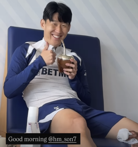 손흥민의 모습을 공개한 로메로. 로메로 SNS 캡처