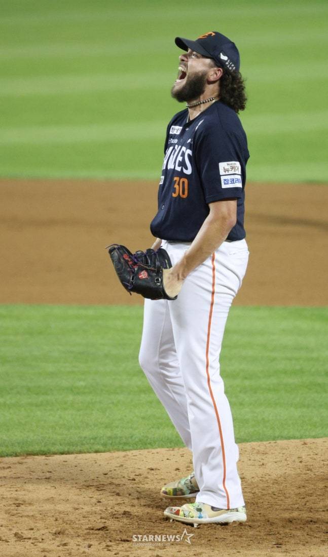 포효하는 폰세. /사진=김진경 대기자