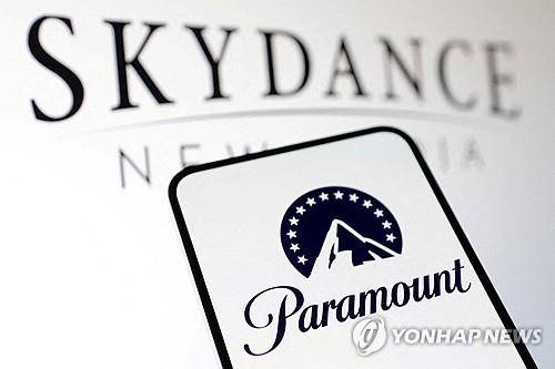 파라마운트와 스카이댄스 로고 (로이터=연합뉴스 자료사진) 2024년 12월 17일 제작된 파라마운트 글로벌과 스카이댄스 미디어의 로고 합성 일러스트레이션. (REUTERS/Dado Ruvic/Illustration/File Photo) 2025.7.25.