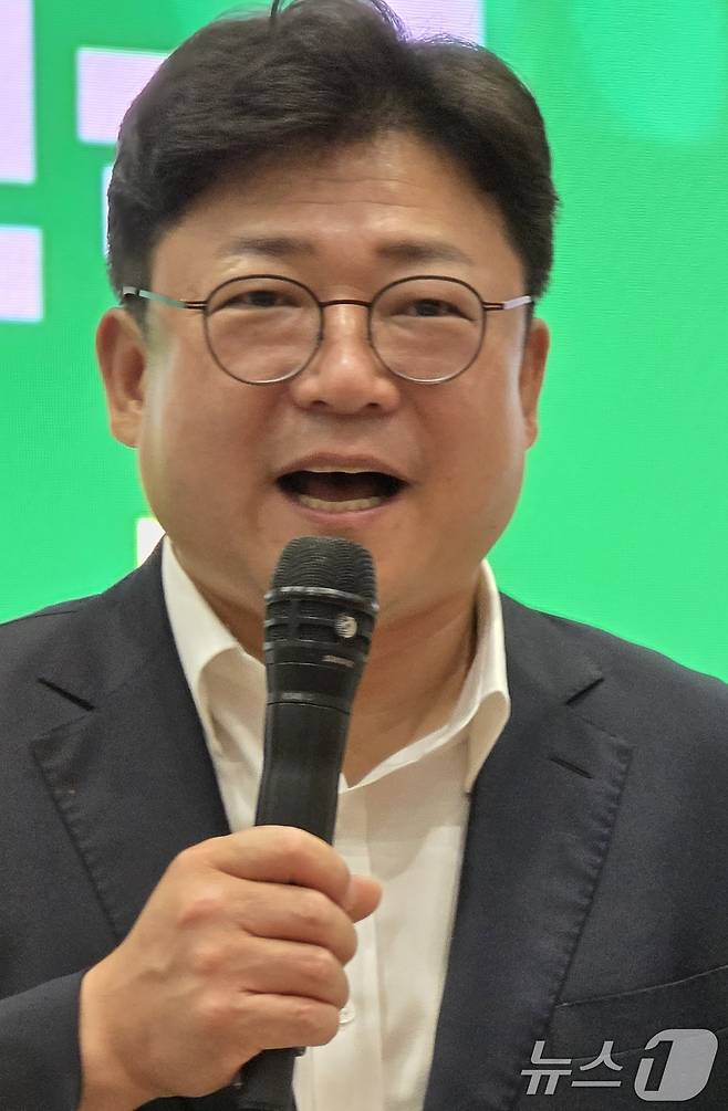 26일 구미코에서 열린 대한민국 펫캉스서 강명구 의원이 인사말을 하고 있다. 펫캉스는 오는 27일까지 열린다. 2025.7.26/뉴스1 ⓒ News1 정우용 기자