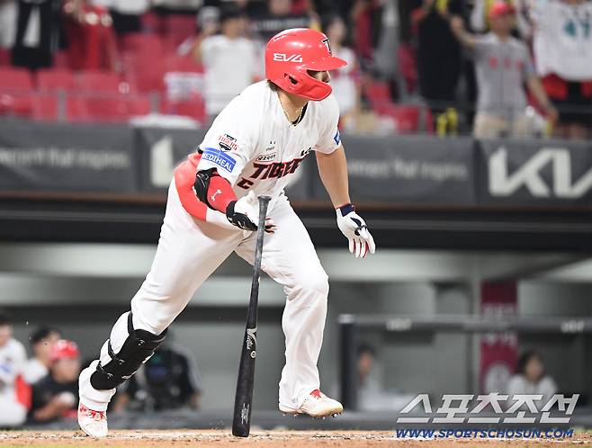 23일 광주 기아 챔피언스필드에서 열린 LG-KIA전. 7회말 2사 1, 2루 나성범이 1타점 적시타를 치고 있다. 광주=정재근 기자 cjg@sportschosun.com/2025.7.23/