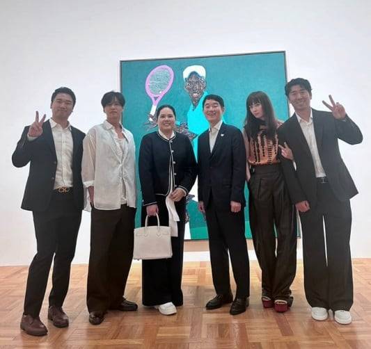 원빈, 이나영 부부가 박인비 등 지인과 찍은 사진. /박인비 인스타그램