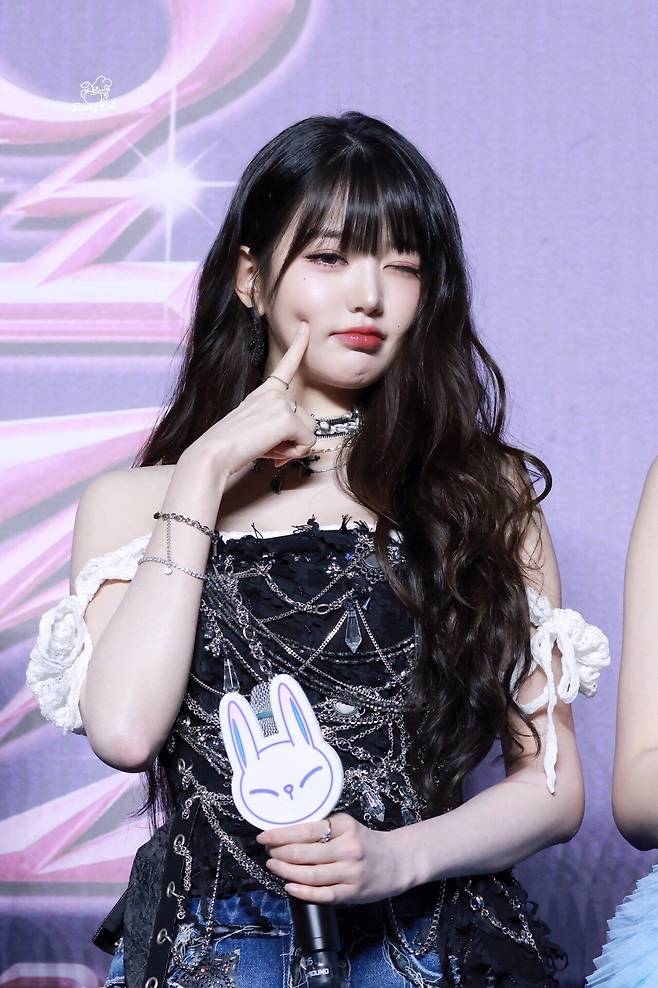 12.jpg 오늘자 SBS 가요대전 썸머 블루카펫 아이브 장원영