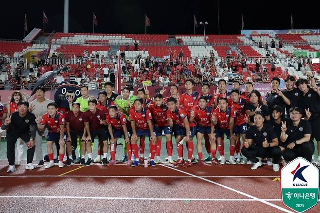 김천 상무 선수단. 사진=프로축구연맹
