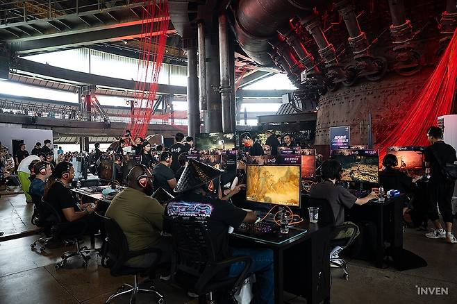 ▲ 한 쪽은 미디어 및 크리에이터들을 위한 공간으로