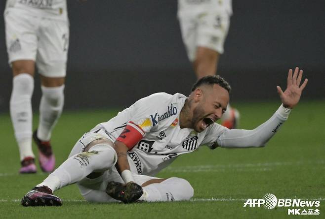 네이마르는 산투스 복귀 후 별다른 활약을 펼치지 못하고 있다. 네이마르는 올 시즌 리그 7경기에서 1골을 기록 중이다. 사진=AFPBBNews=News1