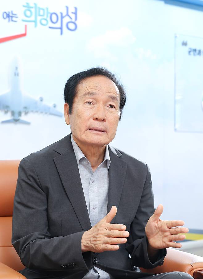 22일 경북 의성군청에서 김주수 의성군수가 시사저널과 인터뷰를 하고 있다. ⓒ시사저널 임준선