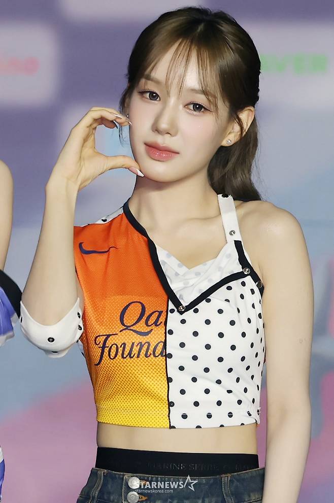 이즈나 유사랑 '사랑스런 볼하트'[★포토]