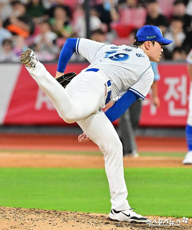 KT 위즈 배제성이 올해 정규시즌 경기에 등판해 역투하고 있다. 엑스포츠뉴스 DB