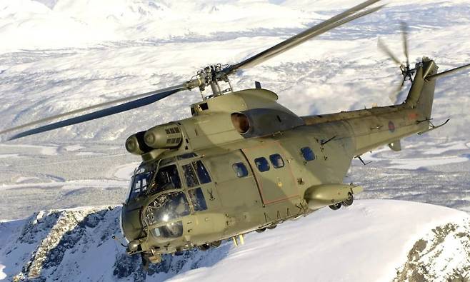 슈퍼 퓨마 헬기