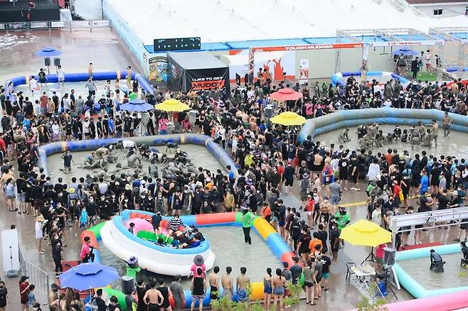 충남 보령 대천해수욕장에서 열린 ‘머드축제’. 충남 보령시 제공