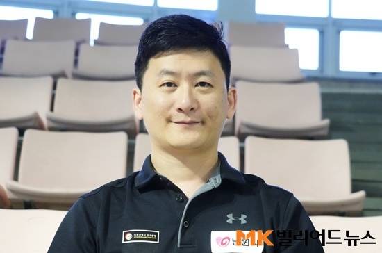 임정덕은 최근 남원 전국당구선수권에서 서창훈 박욱상을 잇따라 물리치고 8강에 진출했다. 8강전에선 조명우에게 패했지만 자신의 전국대회 최고성적을 기록했다.