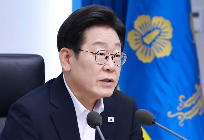 이재명 대통령이 지난 17일 서울 용산 대통령실 청사에서 열린 4차 수석·보좌관 회의에서 발언하고 있는 모습. 뉴시스