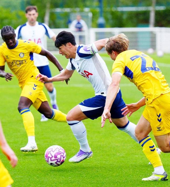 ▲ 스페인 유력지 AS산하 미국 매체 ‘AS USA 라티노’도 “LAFC는 손흥민을 이번 여름 이적시장의 최우선 타깃으로 삼았으며, 이사회 차원에서 전폭적인 지원을 하고 있다”라고 알리면서 신빙성을 더했다. ⓒ 토트넘 홋스퍼