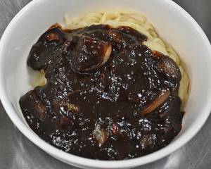 대구 중구 중식당 '산시로'에서 판매하는 1천원짜리 짜장면. 이지용기자 sajahu@yeongnam.com