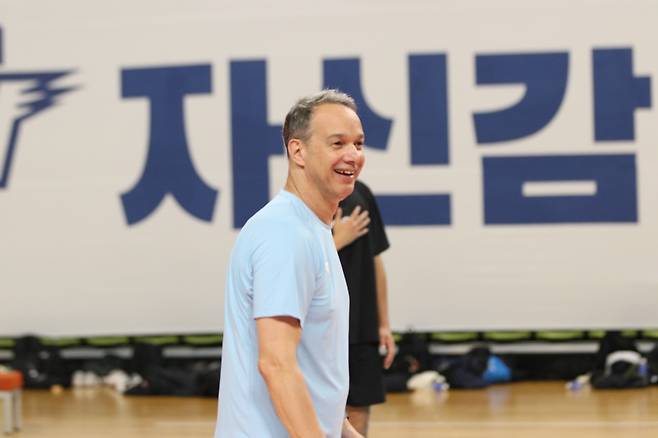 마우리시오 파에스 감독. 사진제공=우리카드 우리WON 배구단