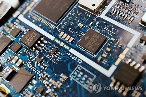반도체 기판. 로이터 연합뉴스 자료사진