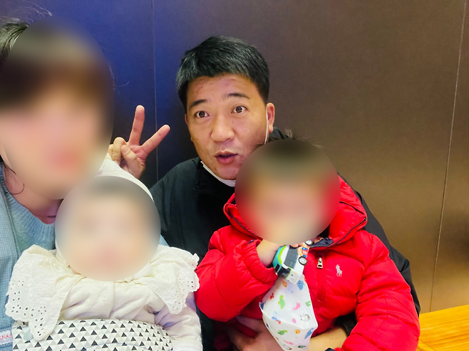 ▲뇌사 장기기증으로 4명을 살린 장상빈 씨(오른쪽 위) 가족 [연합뉴스]