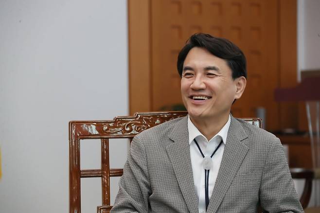 김진태 강원특별자치도지사 사진=한경DB