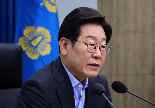 이재명 대통령이 지난 24일 서울 용산 대통령실 청사에서 열린 4차 수석·보좌관 회의에서 발언하고 있다. 김지훈 기자