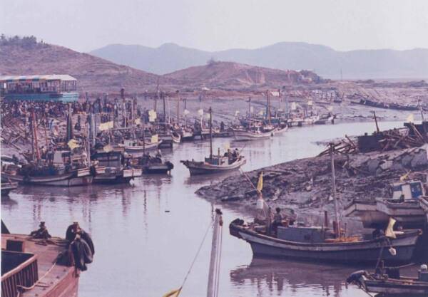 1980년대 인천 남동구 소래포구어시장 모습. 소래포구전통어시장 상인회 제공