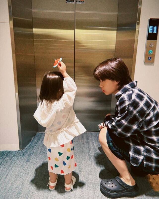 '월드 오브 스우파' 범접 팀이 함께 여행을 떠났다. / 허니제이 인스타그램 캡처