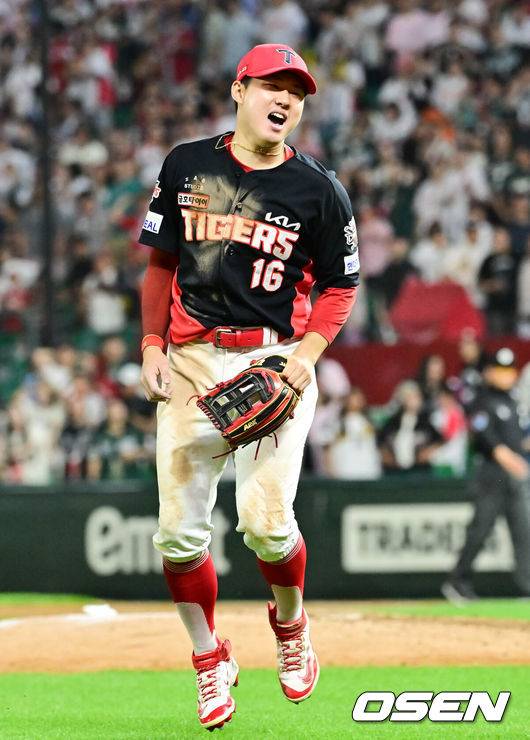 KIA 타이거즈 시절 최원준. /OSEN DB