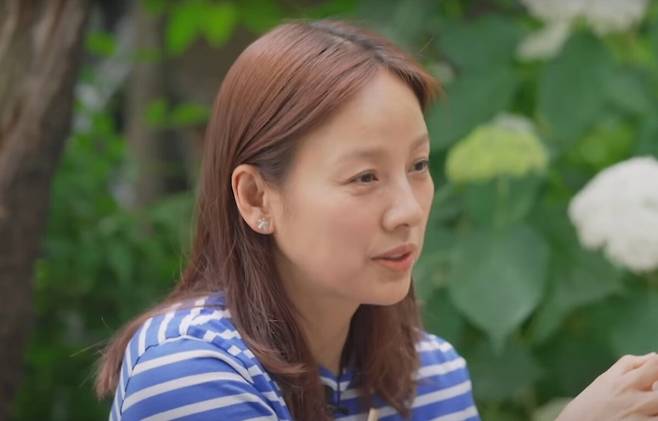 가수 이효리. JTBC 특집 다큐멘터리 ‘천국보다 아름다운 혜자의 뜰’ 방송화면 캡처.