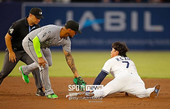 ▲ 간신히 어깨 재활을 마치고 메이저리그에 돌아온 김하성은 도루를 하다 찾아온 허리 부상으로 다시 10일 부상자 명단에 올랐다
