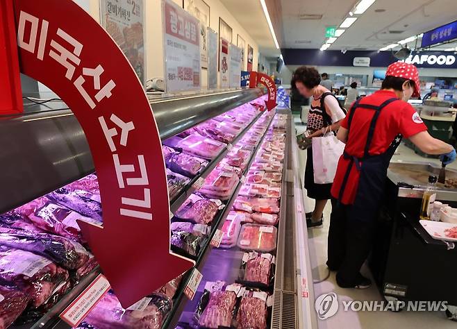 마트에 진열된 미국간 소고기 [연합뉴스 자료사진]
