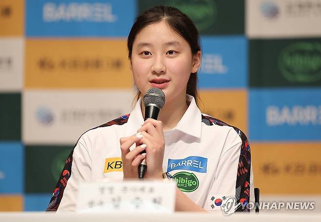 인터뷰하는 김승원 (진천=연합뉴스) 김성민 기자 = 경영 국가대표 김승원이 8일 충북 진천 국가대표선수촌에서 인터뷰하고 있다. 2025.7.8 ksm7976@yna.co.kr