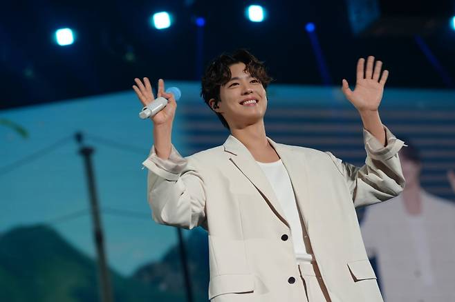 / 사진=더블랙레이블 제공