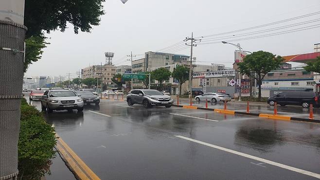 수원시의 노면빗물분사시스템 사진 <수원시 제공>
