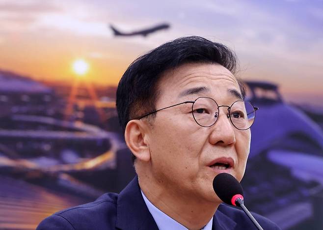 김윤덕 국토교통부 장관 후보자가 29일 오전 서울 여의도 국회 국토교통위원회에서 열린 인사청문회에서 의원 질의에 답하고 있다.사진=뉴시스