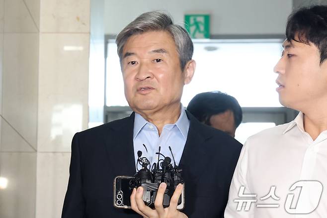 조태용 전 국가정보원장이 29일 오전 서울 서초구 '순직 해병 특검'(이명현 특별검사) 사무실에 피의자 신분으로 출석하고 있다. 2025.7.29/뉴스1 ⓒ News1 민경석 기자